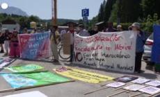 Germania, manifestanti protestano contro il G7