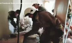 Ucraina, socorritori tra le macerie del condominio di Odessa colpito dai missili
