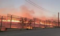 Sciacca, incendio attorno all'ospedale "Giovanni Paolo II"