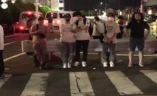 Giappone, preghiere e fiori sul luogo dell'attentato a Shinzo Abe