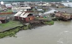 Inondazioni in Russia, villaggi sott'acqua in Siberia