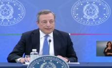 Draghi: "L'Italia cresce ma le previsioni sono piene di rischi"