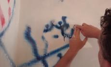 Dal muro emerge un Andrea Pazienza inedito, dopo 50 anni ritrovati i primi lavori - Video