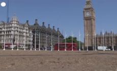 Londra soffoca in uno dei giorni piu' caldi mai registrati