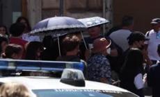 Roma, il caldo da bollino rosso non ferma i turisti