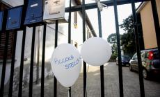 Bimba morta di stenti: il pm  dà il nulla osta per la sepoltura. Il Comune di Milano si offre di pagare  i funerali 