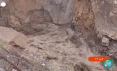 Iran, devastanti inondazioni vicino a Teheran: danni e strade allagate