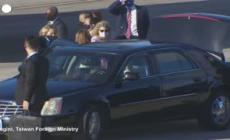 Nancy Pelosi lascia Taiwan, la partenza della speaker della Camera Usa