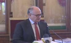 Il sindaco di Roma presenta il Piano straordinario rifiuti: "Entro 12/8 valutazione ambientale"