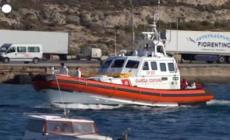 Ancora sbarchi a Lampedusa, hotspot di nuovo pieno