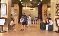 Covid, Cina: in 80.000 bloccati sull'isola turistica di Hainan