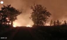 Incendi in Francia, nella notte i pompieri combattono le fiamme in Gironda