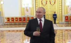 Putin: "Continueremo a colpire le reti e le infrastrutture energetiche ucraine"
