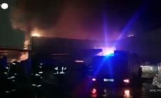 Russia, incendio in un centro commerciale vicino Mosca: si cerca di domare le fiamme