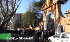 Cellulari banditi in classe, gli studenti: "La repressione non e' mai la risposta"