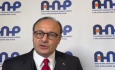Associazione Presidi:"Bene circolare sui cellulari a scuola, si usi solo per la didattica"