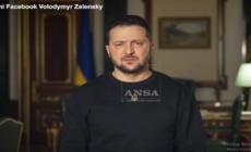 Zelensky: "Dolore, rovine e tombe sono il mondo russo"