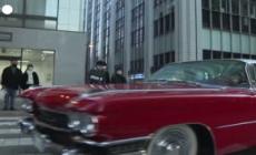Giappone, a Tokyo Babbo Natale arriva a bordo di sfreccianti auto d'epoca