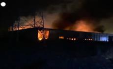 Francia, scoppia un incendio in un impianto di batterie al litio