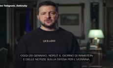 Ucraina, Zelensky: "Ramstein ci rafforza, lotteremo per i tank"