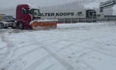 Maltempo, abbondante nevicata sulla A1: disagi alla viabilita'
