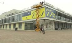 Un anno di guerra, a Berlino il "Cafe' Moskau" diventa "Cafe' Kiev"