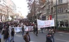 Grecia, manifestazioni studentesche dopo l'incidente ferroviario