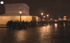Francia, scontri e gas lacrimogeni a Parigi per la riforma delle pensioni