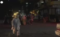 Terremoto in Pakistan e Afghanistan, gente in strada a Kabul