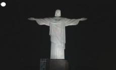 Earth Hour, la statua del Cristo Redentore di Rio de Janeiro si oscura per il pianeta