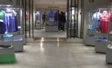 Esposti a Napoli i cimeli di Maradona. "Faremo un museo permanente"