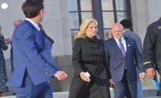 Usa, Jill Biden a Nashville per ricordare le vittime della sparatoria nella scuola