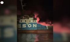 Filippine, incendio su un traghetto: 31 i morti, 3 dei quali bambini