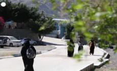 Stretta in Iran, niente scuola per chi non porta il velo
