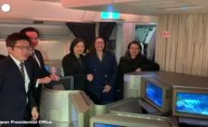 Taiwan, bagno di folla per la presidente Tsai Ing-wen a Los Angeles