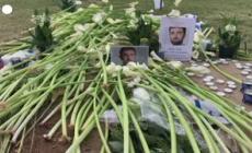 Attentato Tel Aviv, fiori e candele per la vittima italiana