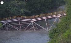 Crolla un ponte nella Colombia centrale: morti due poliziotti