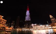 A Dubai il Burj Khalifa si illumina con i colori della bandiera siriana