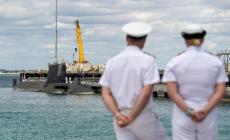 Royal Navy, 'documenti ufficiali trovati in un bagno di un pub'