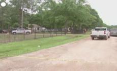 In Texas caccia all'uomo dopo la strage, "forse e' armato"