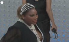 Serena Williams di nuovo incinta: il pancione mostrato al Met Gala