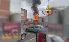 Maxi incendio in una distilleria a Faenza, nessuna persona coinvolta