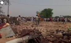 India, jet militare si schianta su un'abitazione: almeno due morti