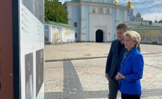 Von der Leyen a Kiev: "Qui sono difesi i valori dell'Ue"