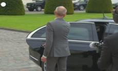 Zelensky in Germania, ricevuto dal presidente Steinmeier e dal cancelliere Scholz