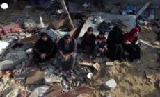 Gaza, case distrutte dopo giorni di attacchi aerei israeliani