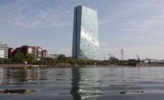 Bce avverte: "La stabilita' finanziaria rischia"
