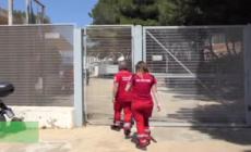 Migranti, l'hotspot di Lampedusa rinnovato nella gestione Croce rossa