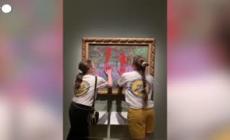 Svezia, attiviste imbrattano un Monet a Stoccolma