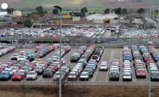 Il mercato auto recupera in Europa, boom elettriche